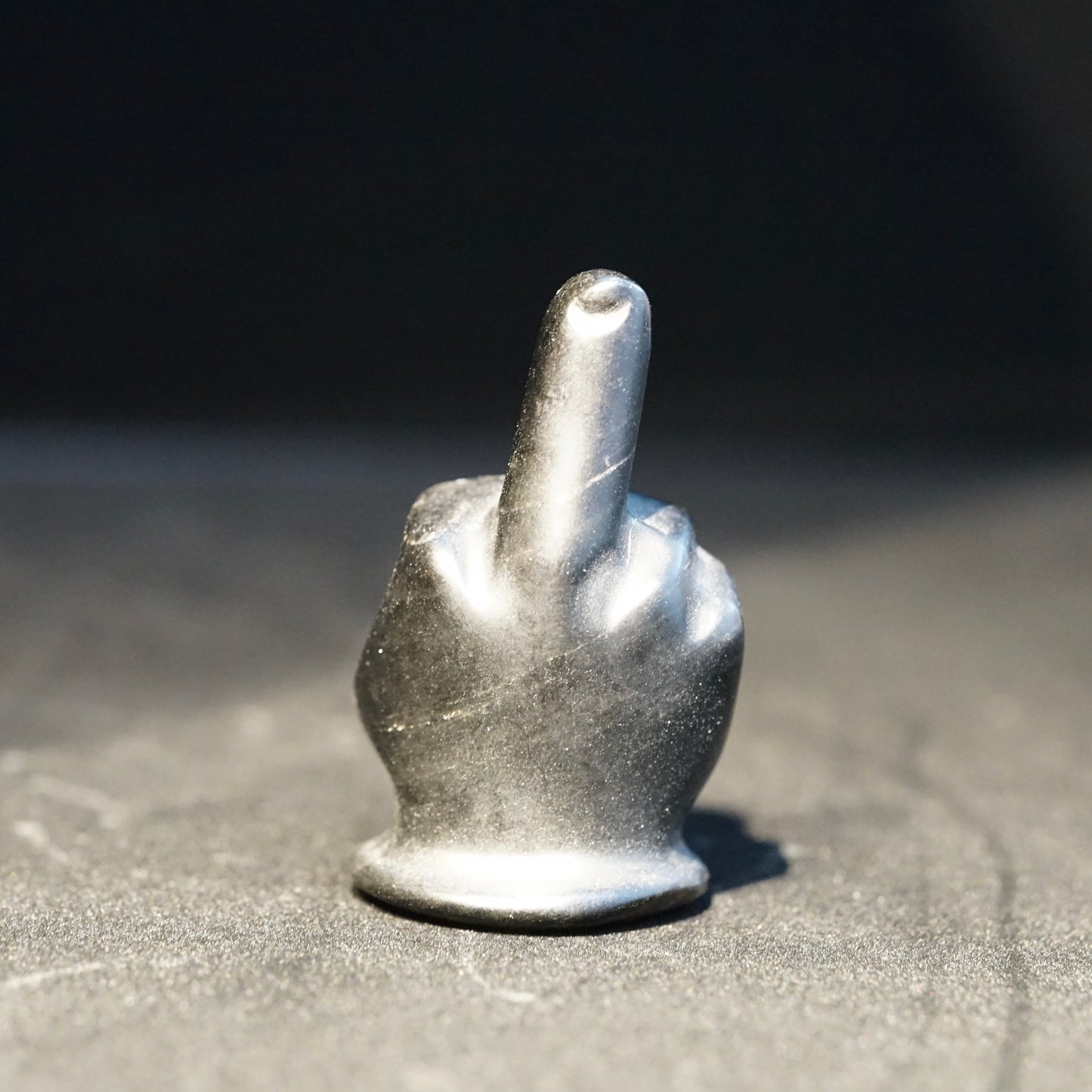 Obsidian middle finger