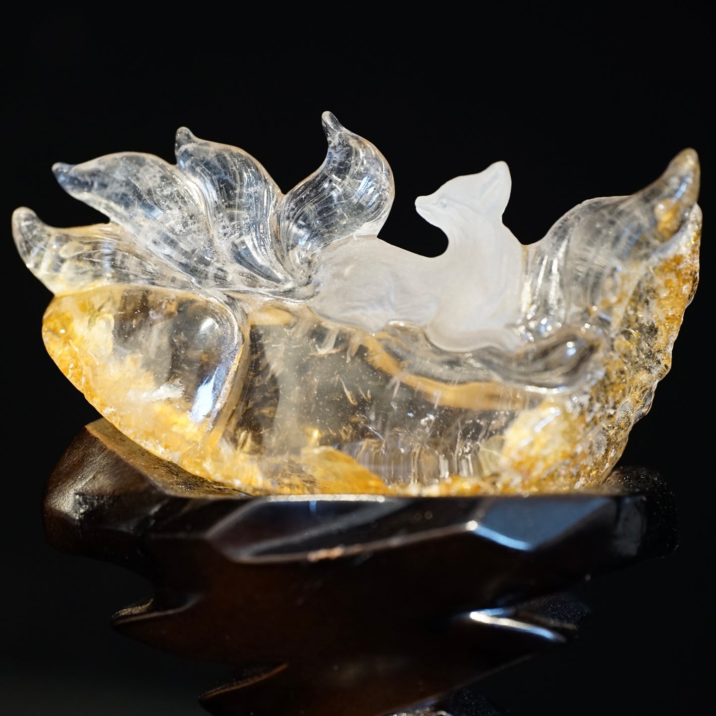 Yellow glue flower nine-tail arc ornament
