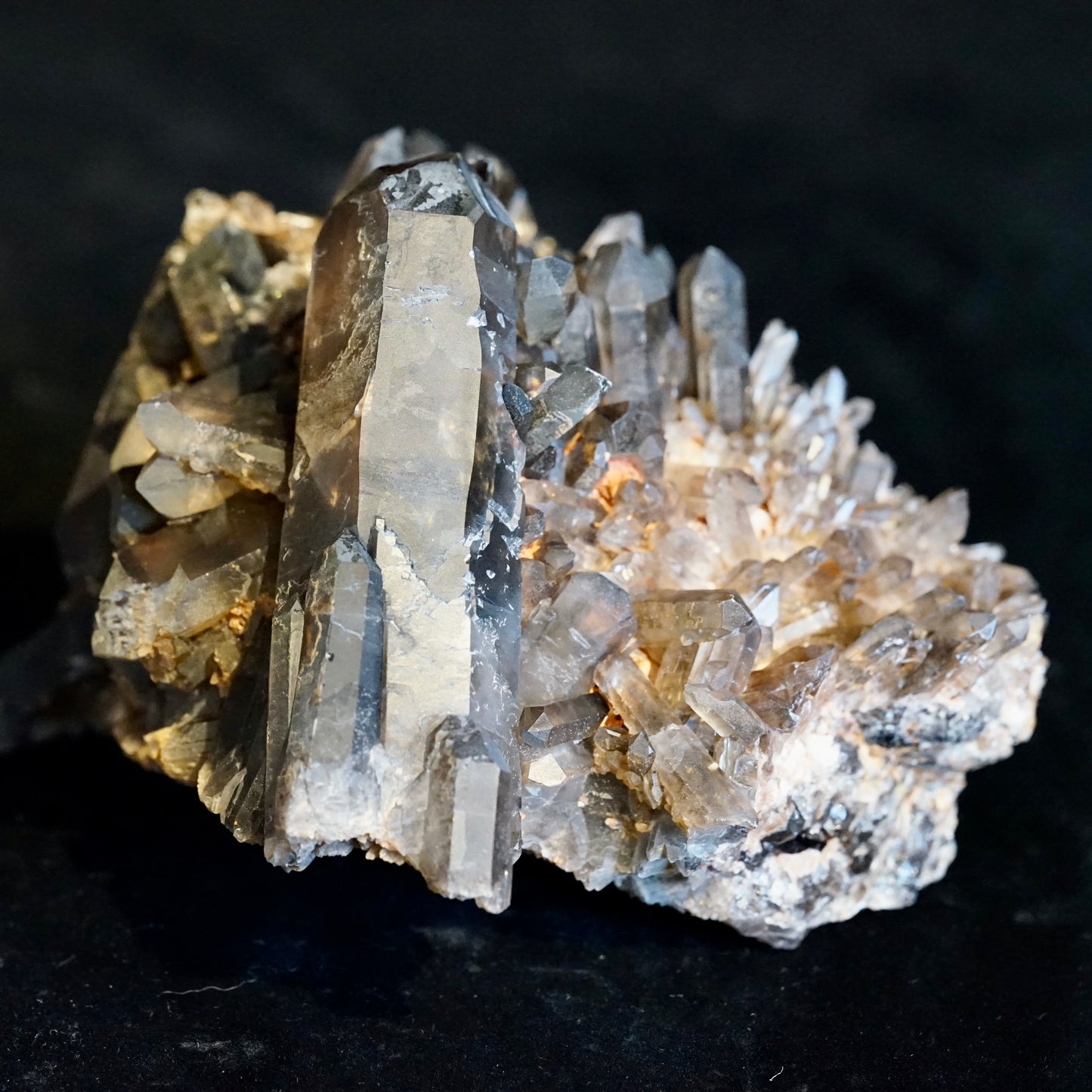 Black Crystal Cluster - Type B