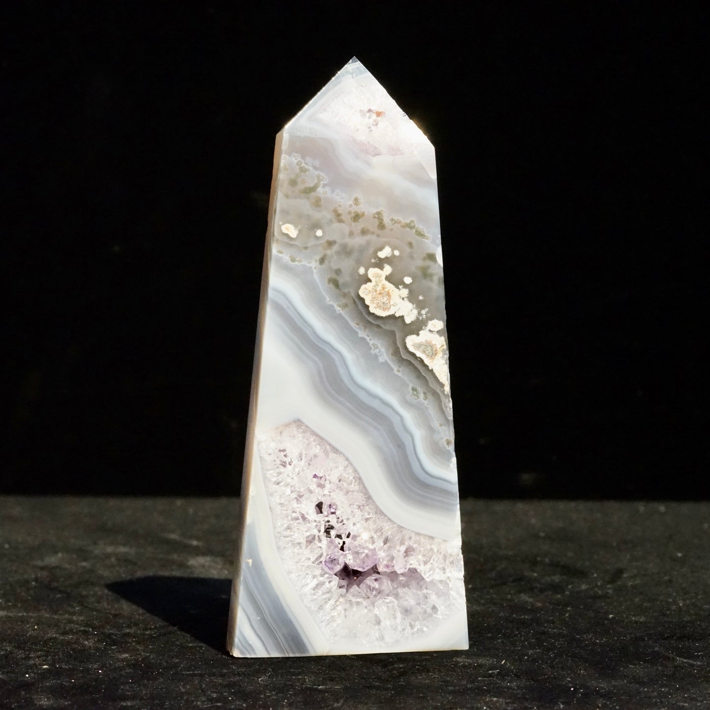 Agate crystal column