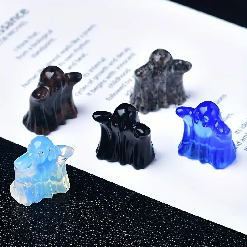 Crystal Ghost Carved Figurine (Random 2 Pieces Blind Box)