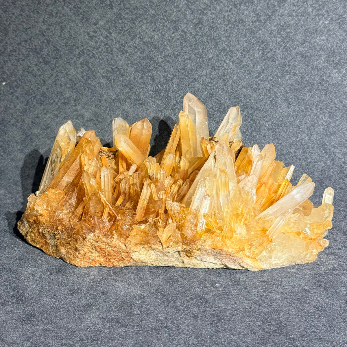 馬達加斯加黃水晶簇|天然黃水晶原礦擺件|Madagascar Citrine Cluster|招財聚能・提升自信・吸引豐盛