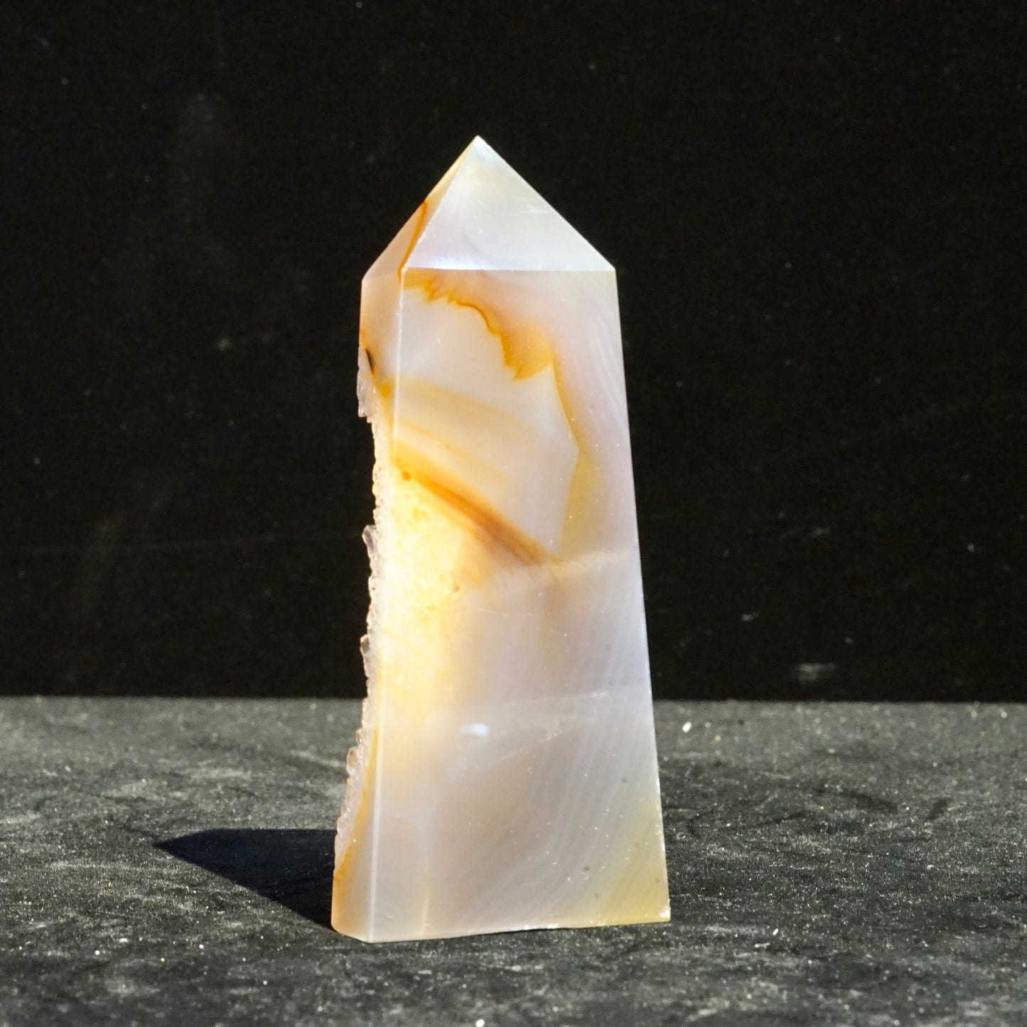 Agate crystal column
