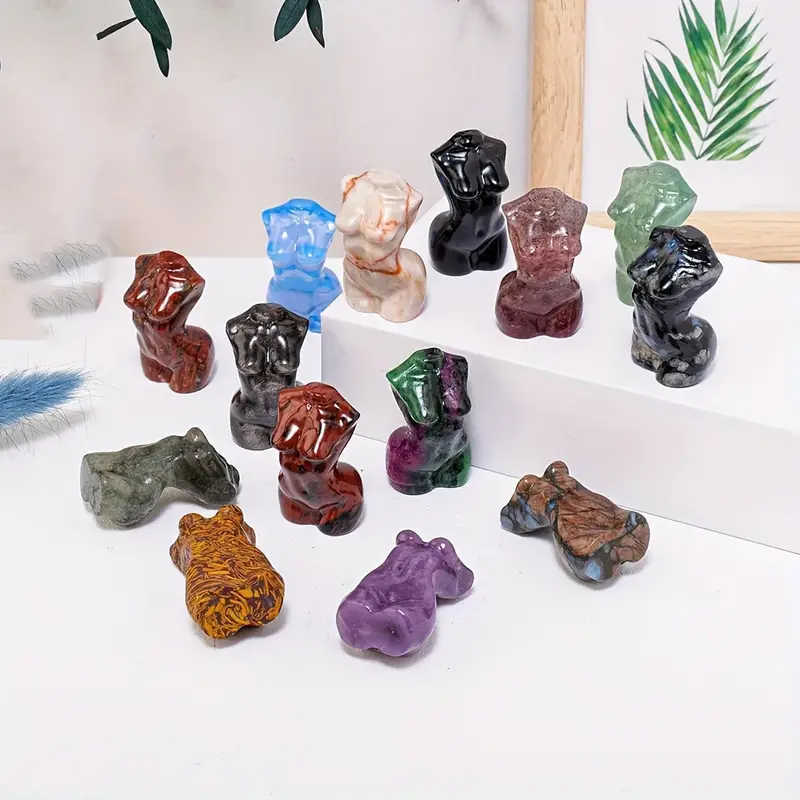 Crystal Female Statue (Random 2 Pieces Blind Box)