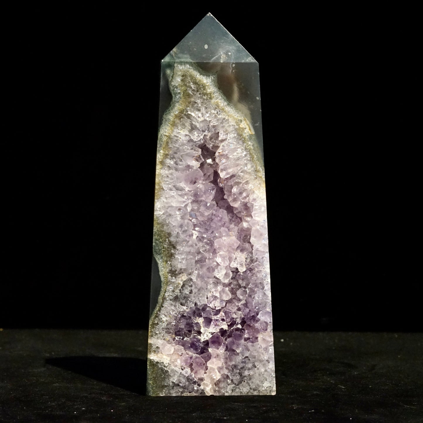 Agate crystal column