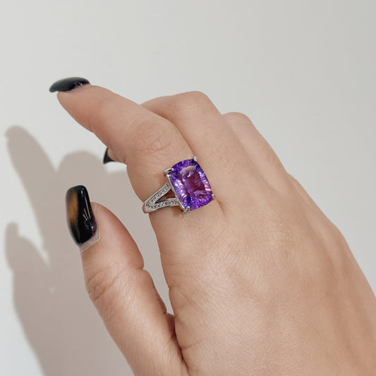 Transparent Amethyst Titanium Steel Ring