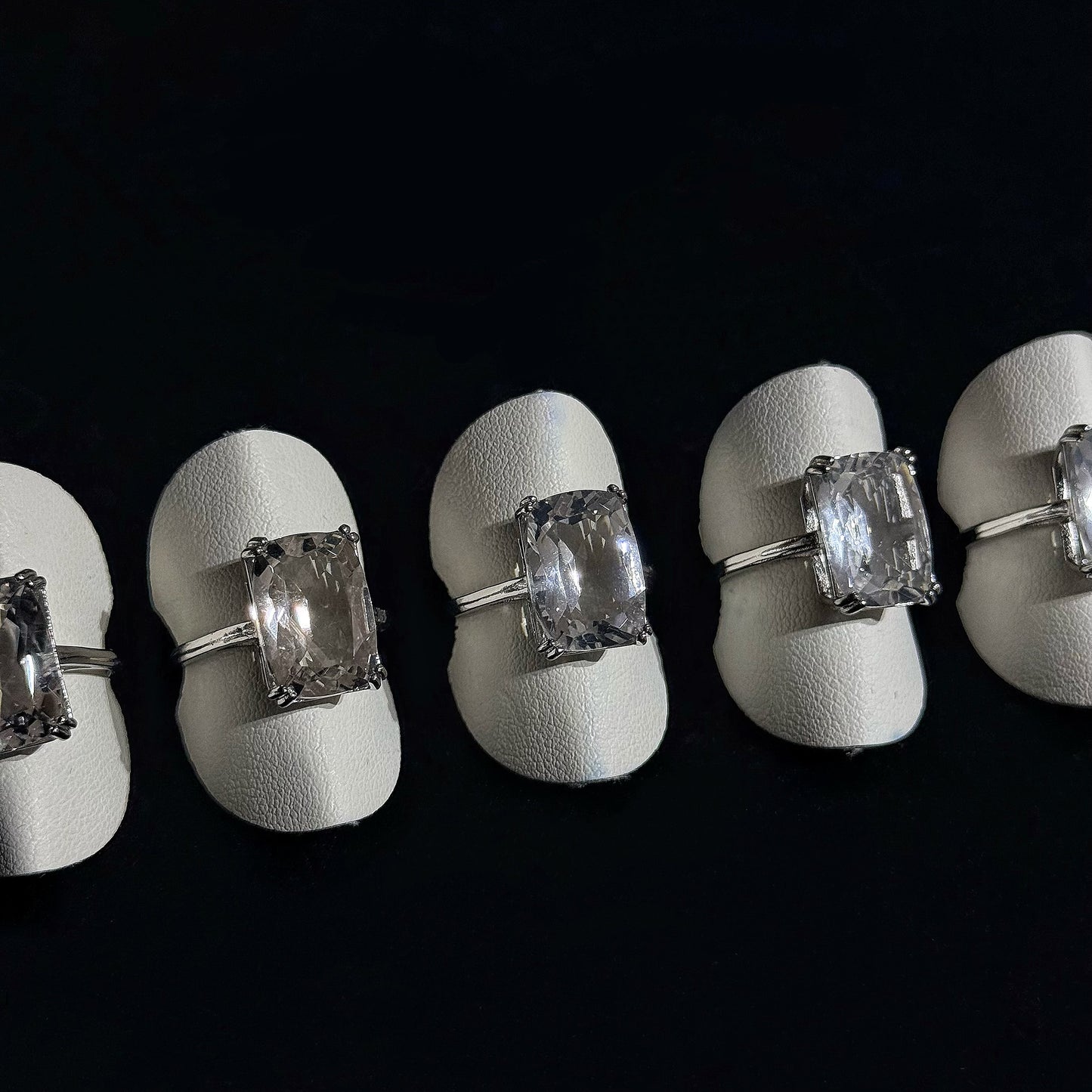 白水晶無事牌戒指|天然水晶戒指|Clear Quartz Shield Ring|淨化能量・守護氣場・放大願望