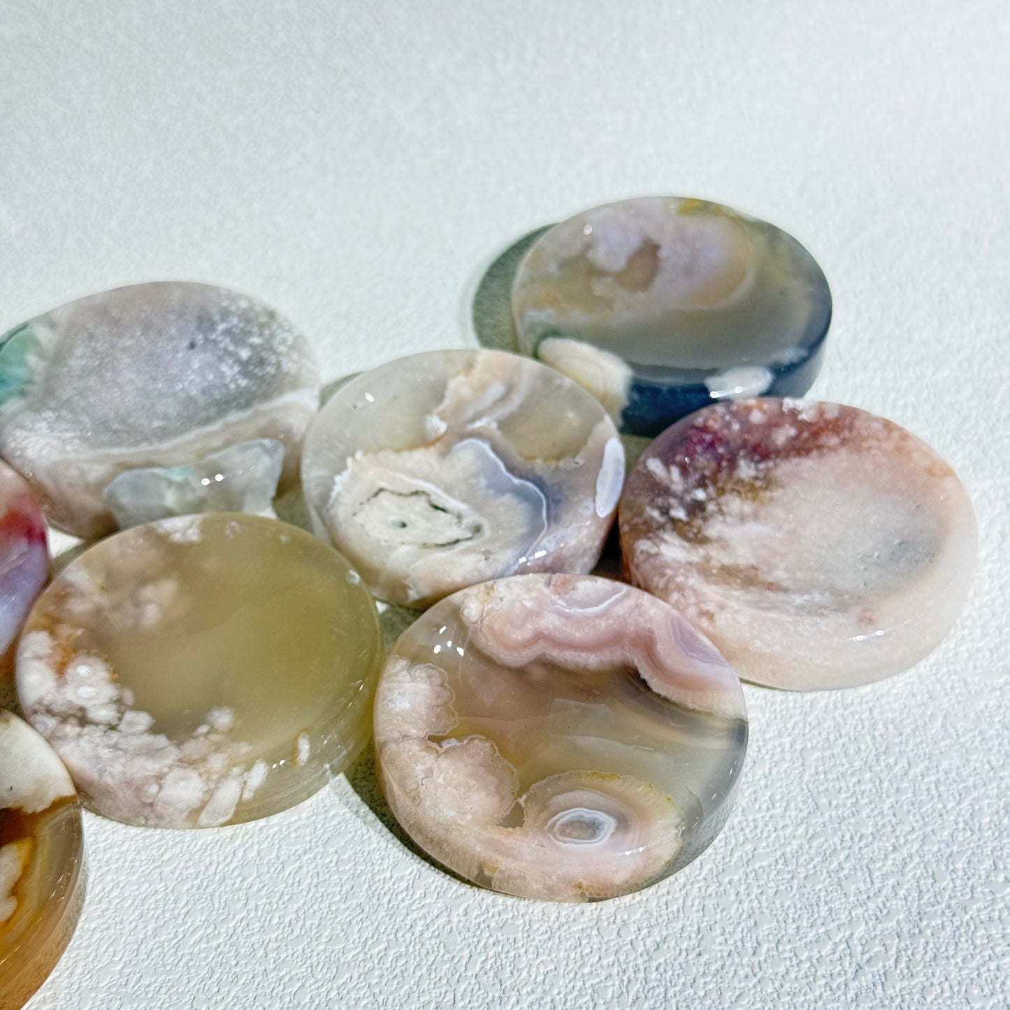 櫻花瑪瑙小碟|天然水晶碟盤|Cherry Blossom Agate Dish|自我療癒・招人緣姻緣・提升氣色與好心情