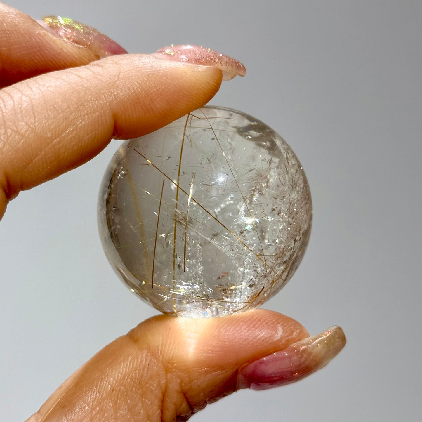 金髮晶球-B款|天然水晶球|Golden Rutilated Quartz Sphere|招正偏財・提升自信・聚氣穩財 (副本)