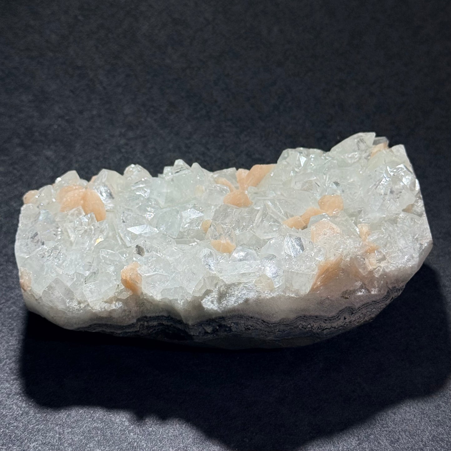 印度鑽石魚眼石帶沸石