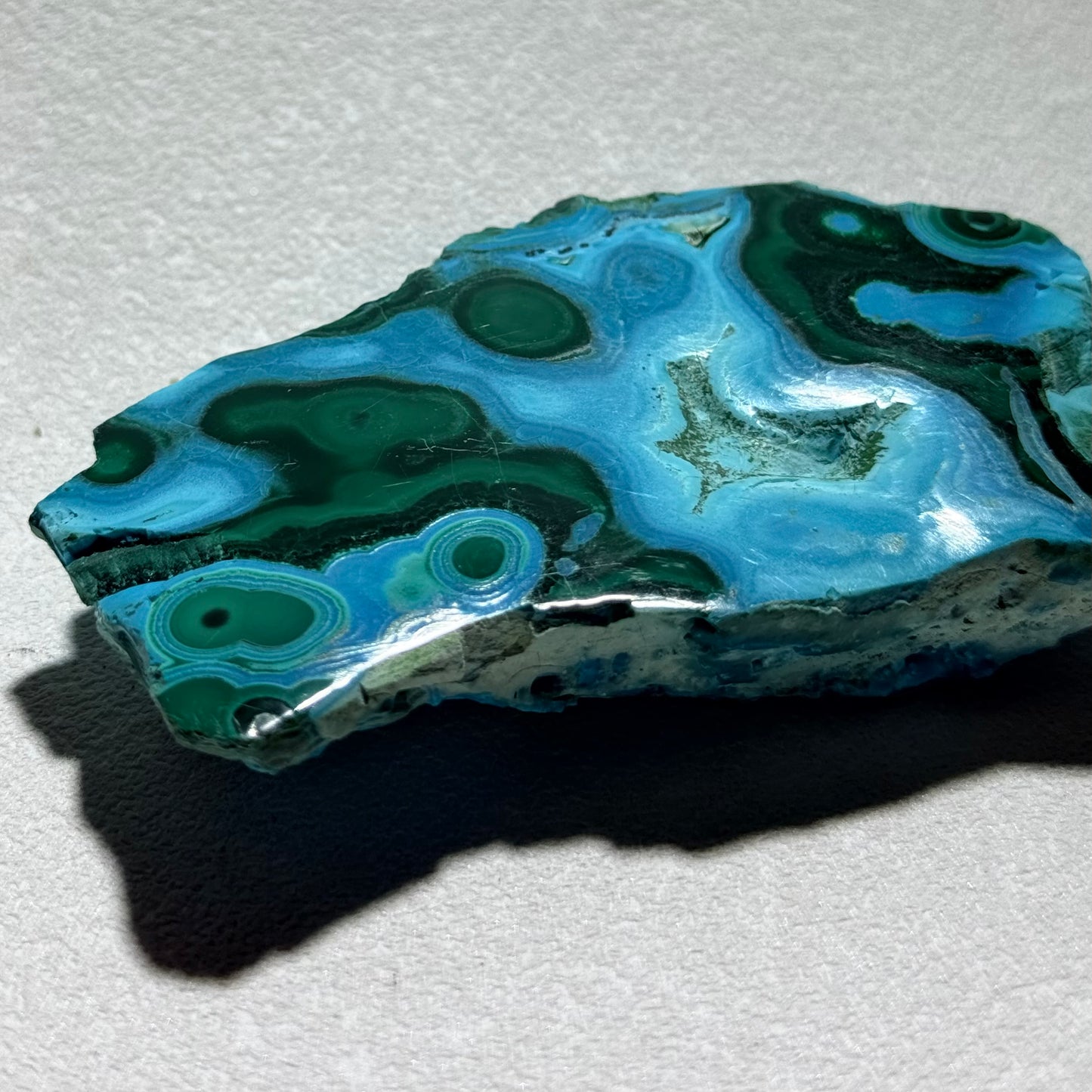 硅孔雀石原石｜天然礦石擺件｜Chrysocolla Raw Stone｜舒緩壓力・穩定情緒・溫柔療癒