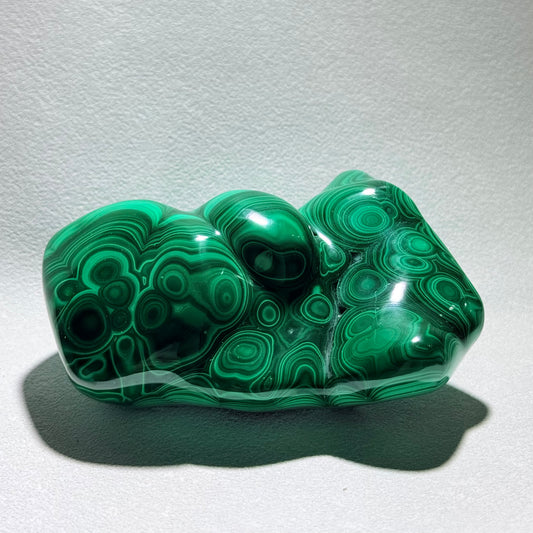 孔雀石隨形拋光擺件｜天然原礦擺件｜Malachite Polished Freeform｜轉化保護・淨化負能量・打開心輪