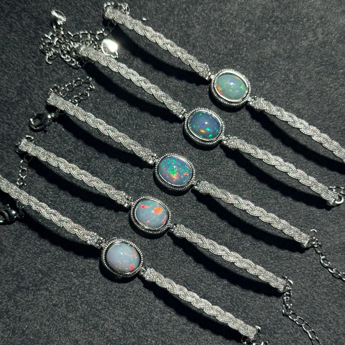 澳寶大蛋面白銅編織手鏈｜天然蛋面澳寶 x 白銅手工編織｜Opal Cabochon White Copper Woven Bracelet｜提升直覺・柔和光彩・日常靈感配戴