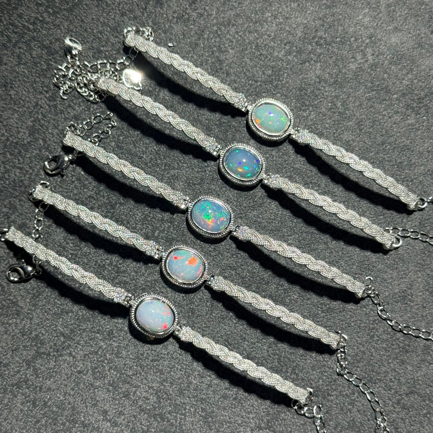 澳寶大蛋面白銅編織手鏈｜天然蛋面澳寶 x 白銅手工編織｜Opal Cabochon White Copper Woven Bracelet｜提升直覺・柔和光彩・日常靈感配戴