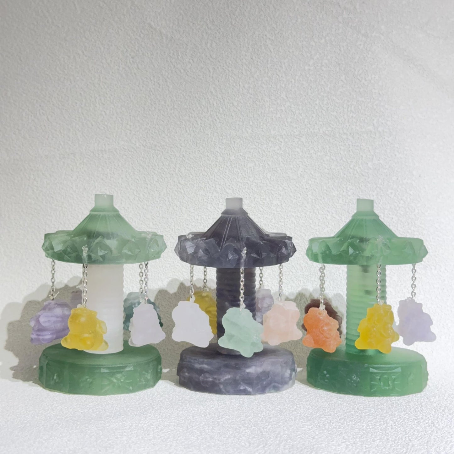夢幻螢石旋轉木馬擺件｜天然螢石雕刻擺件｜Dreamy Fluorite Merry-Go-Round｜智慧澄清・淨化心神・靈感爆發・快樂轉化