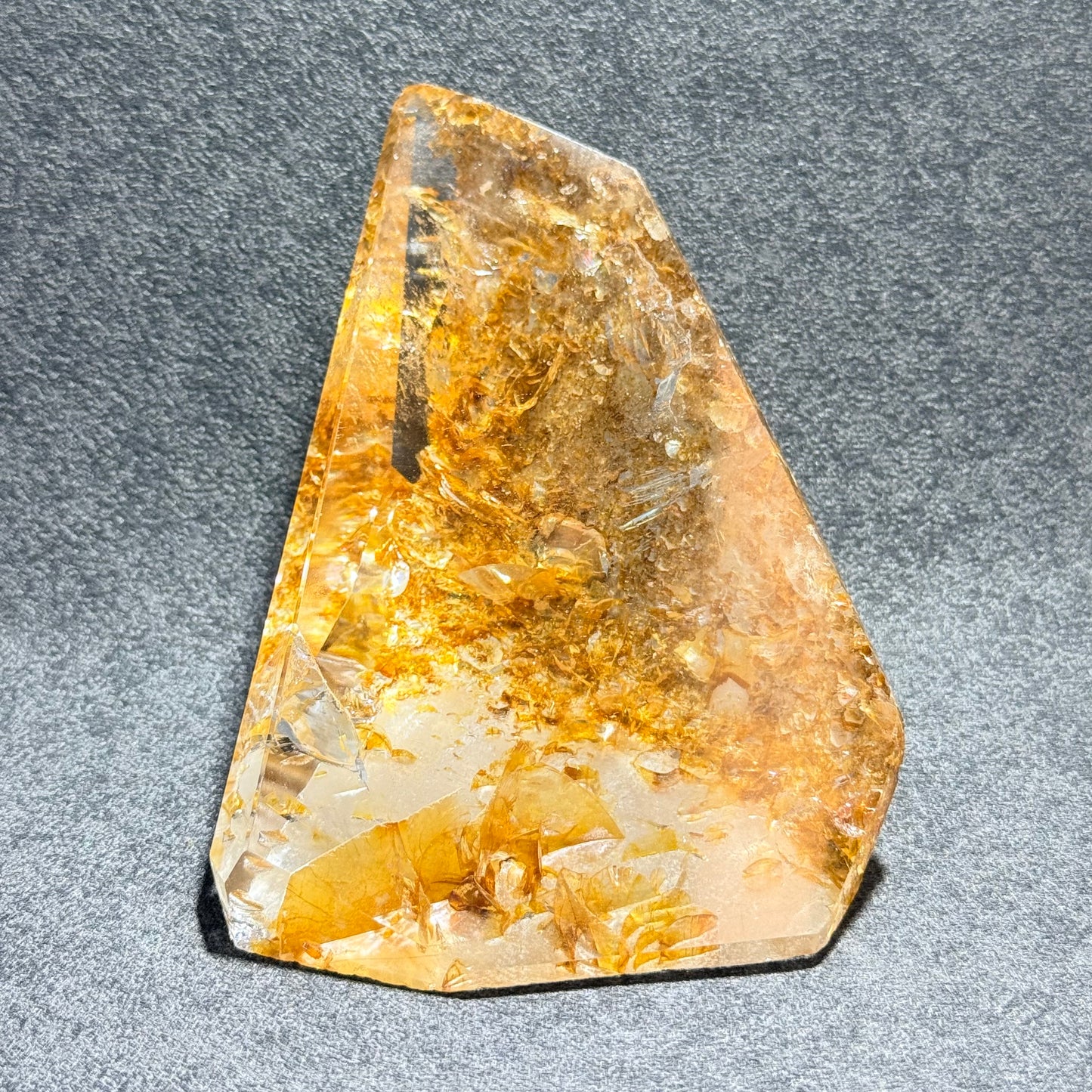 黃膠花隨形擺件｜天然水晶擺件｜Yellow Agate Flower Freeform｜陽光能量・招財聚氣・穩定心緒