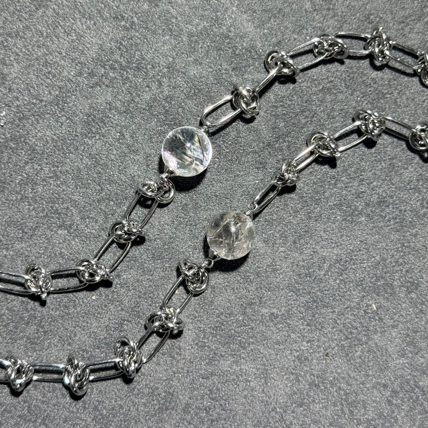 鈦鋼鏤空鏈白水晶球手鏈｜不銹鋼鏤空鏈 x 白水晶球手鏈｜Stainless Steel Hollow Chain Bracelet with White Aragonite Bead｜日常簡約・穩定情緒・淨化能量