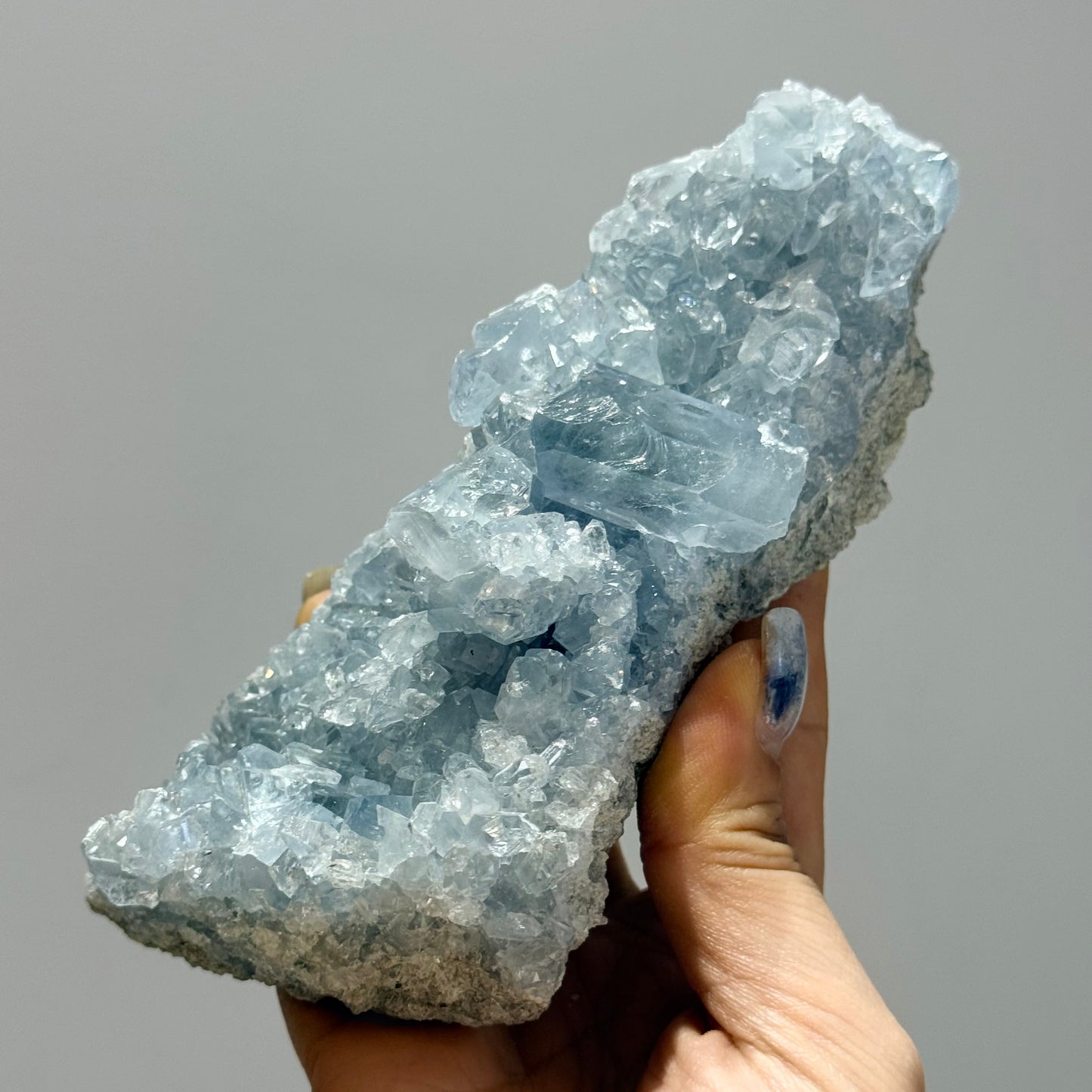 馬達加斯加天青石晶簇｜天然天青石礦物擺件｜Madagascar Celestite｜靜心療癒・舒緩思緒・提升直覺
