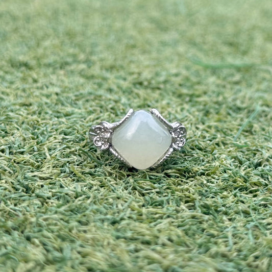 和田玉方形戒指｜天然水晶戒指｜Hetian Jade Square Ring｜溫潤平安・沉穩氣質・優雅知性