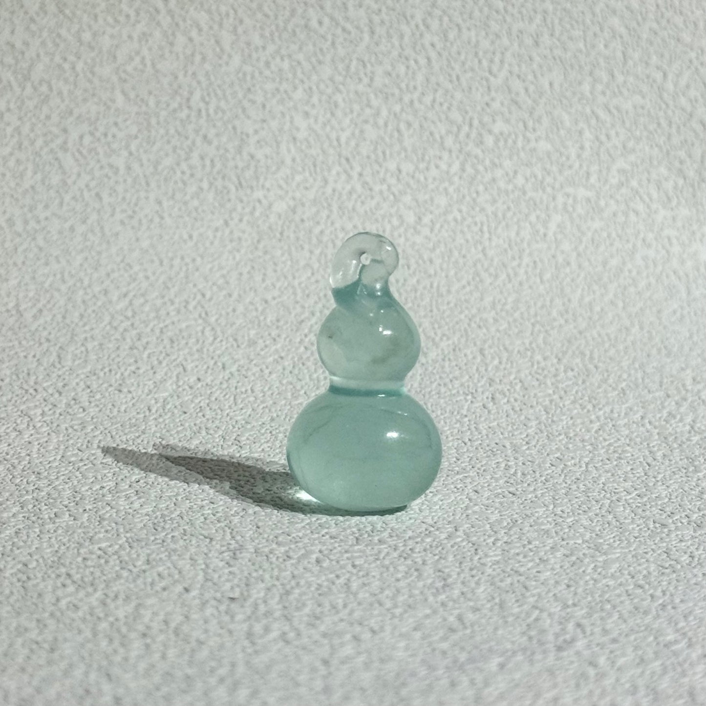 FFluorite Gourd Crystal Figurine｜Emotional Balance・Health Protection・Abundance