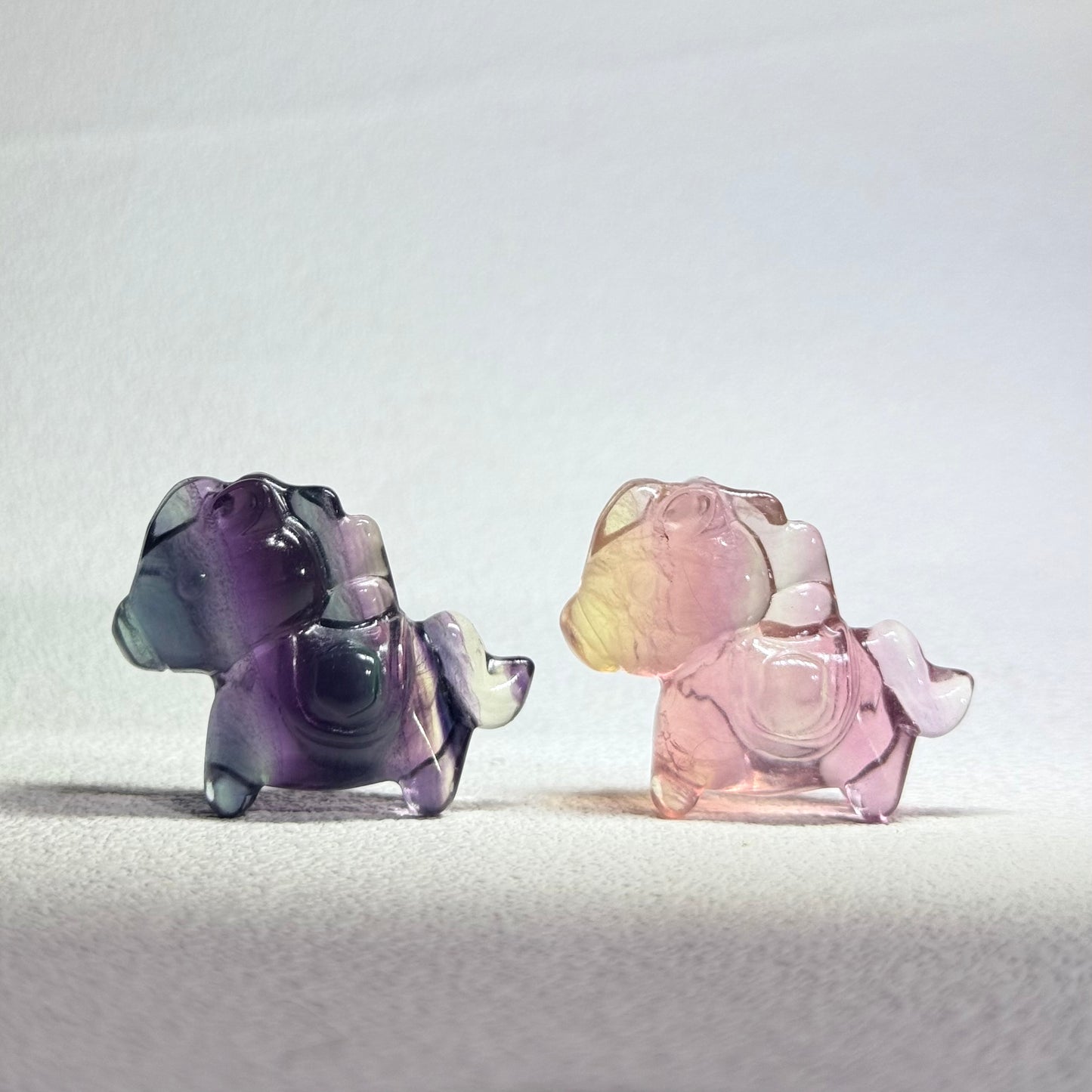 精品千層螢石小馬手工雕件｜天然千層螢石雕刻｜Fluorite Horse Carving｜智慧靈動・提昇專注・精品擺件