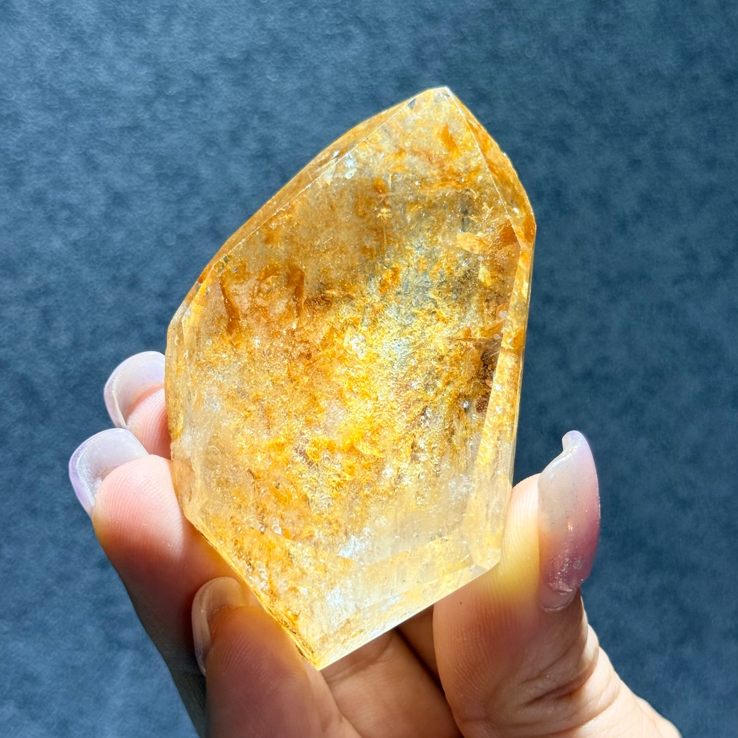 黃膠花隨形擺件｜天然水晶擺件｜Yellow Agate Flower Freeform｜陽光能量・招財聚氣・穩定心緒