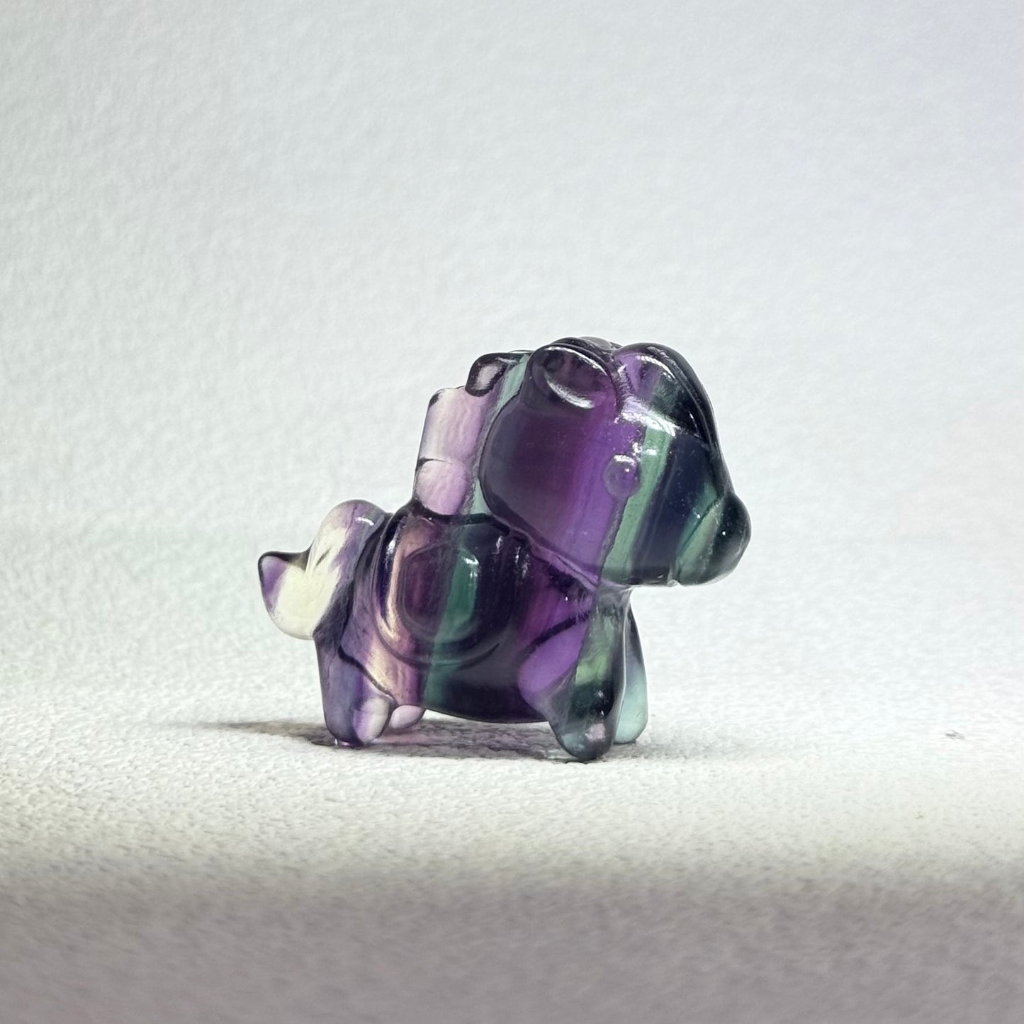 精品千層螢石小馬手工雕件｜天然千層螢石雕刻｜Fluorite Horse Carving｜智慧靈動・提昇專注・精品擺件