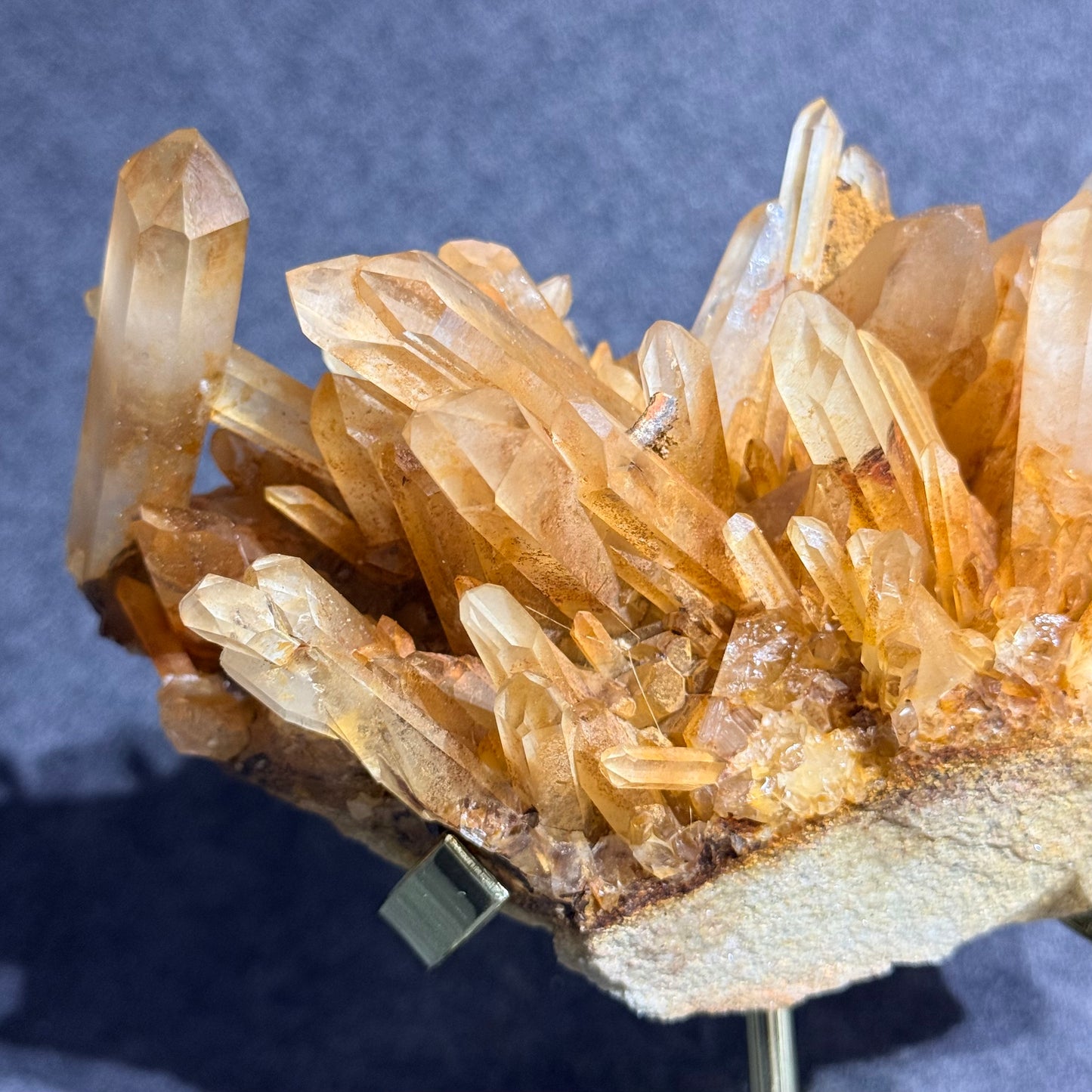 馬達加斯加黃水晶簇｜天然黃水晶原礦擺件｜Madagascar Citrine Cluster｜招財聚能・提升自信・吸引豐盛