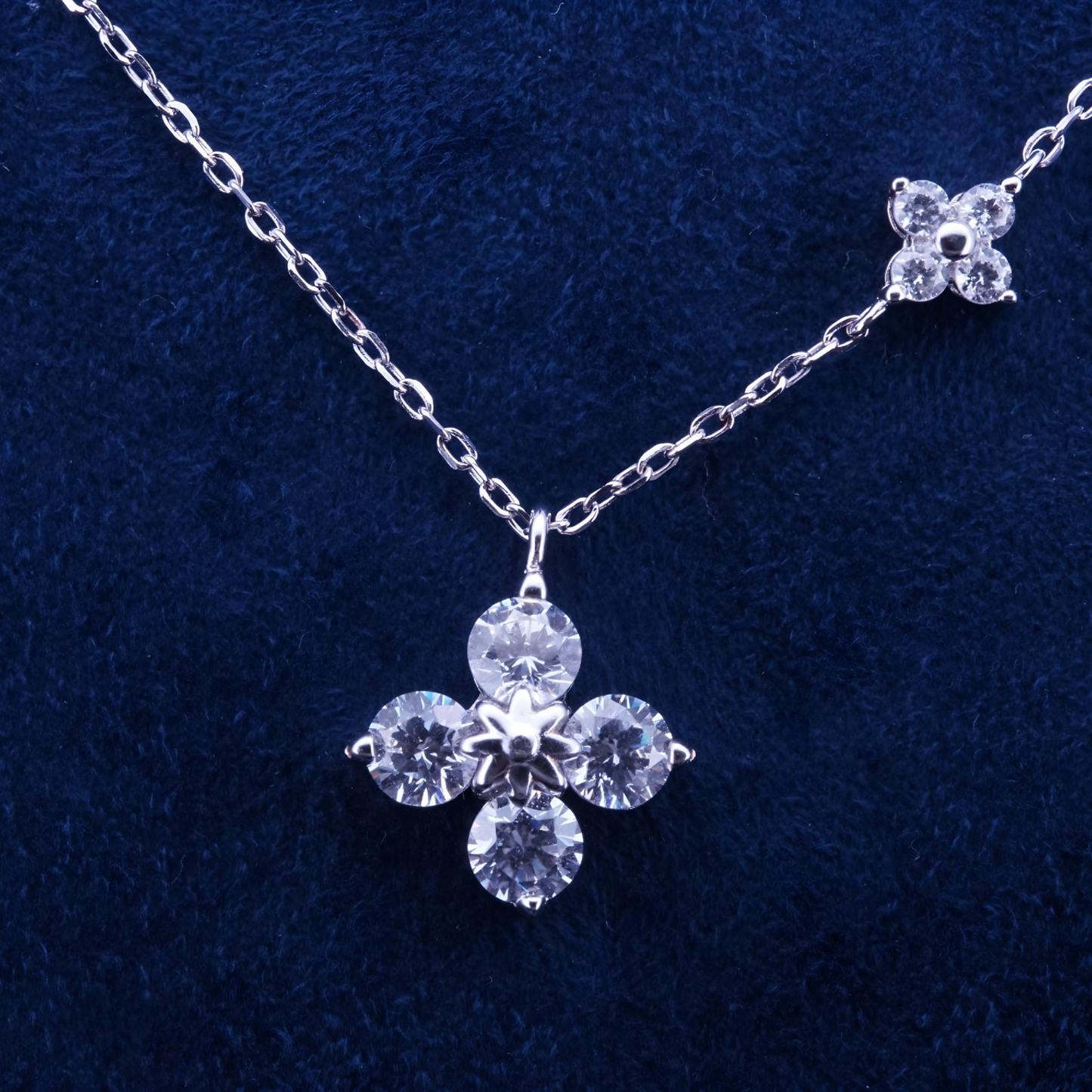 Moissanite - 1.2CT S925 Enchanting Clover Pendant with Necklace