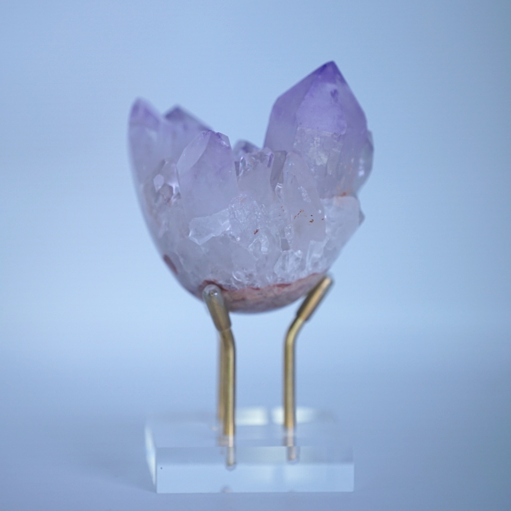 Round Base Amethyst in Flower Shape