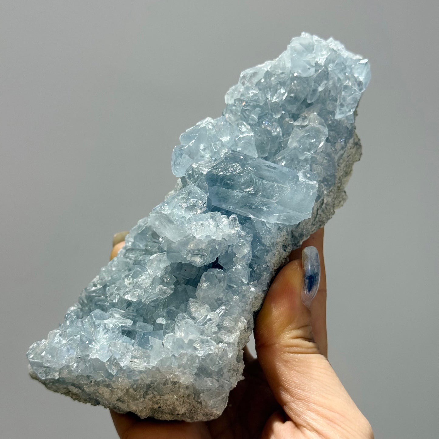 馬達加斯加天青石晶簇｜天然天青石礦物擺件｜Madagascar Celestite｜靜心療癒・舒緩思緒・提升直覺