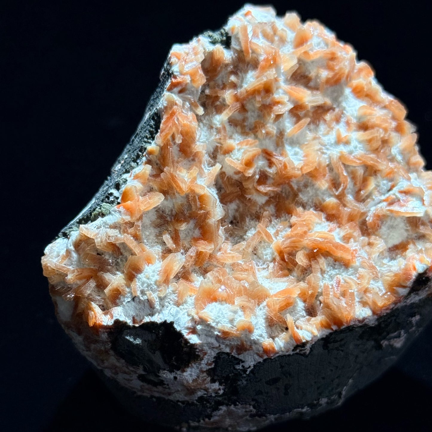 印度橙色片沸石｜天然礦石原礦標本｜Indian Orange Heulandite Specimen｜溫暖療癒・淨化能量・提升創造力