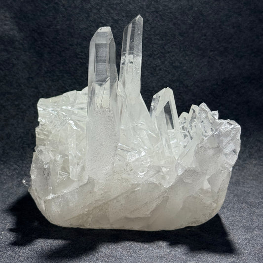 白水晶簇 13cm｜天然白水晶原礦簇 ｜Clear Quartz Cluster｜淨化空間・放大意念・水晶充電平台