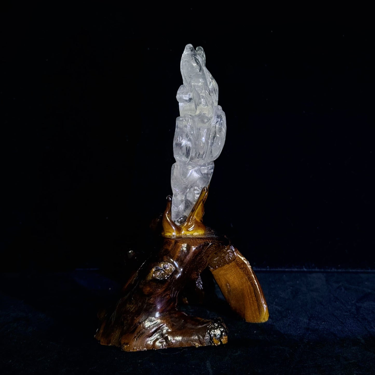 [ 丙午馬年 - 九宮飛星水晶佈局 - 中宮必備 ] 白水晶九尾狐擺件 B款