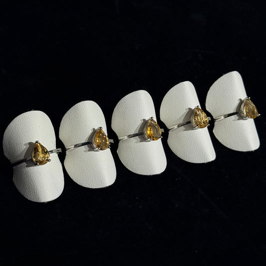 黃水晶水滴形簡單款鈦鋼戒指