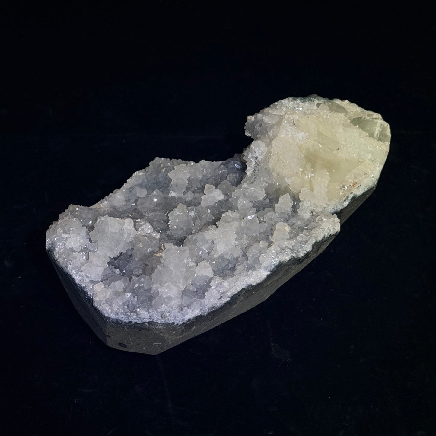 藍底鑽石魚眼石方解石共生