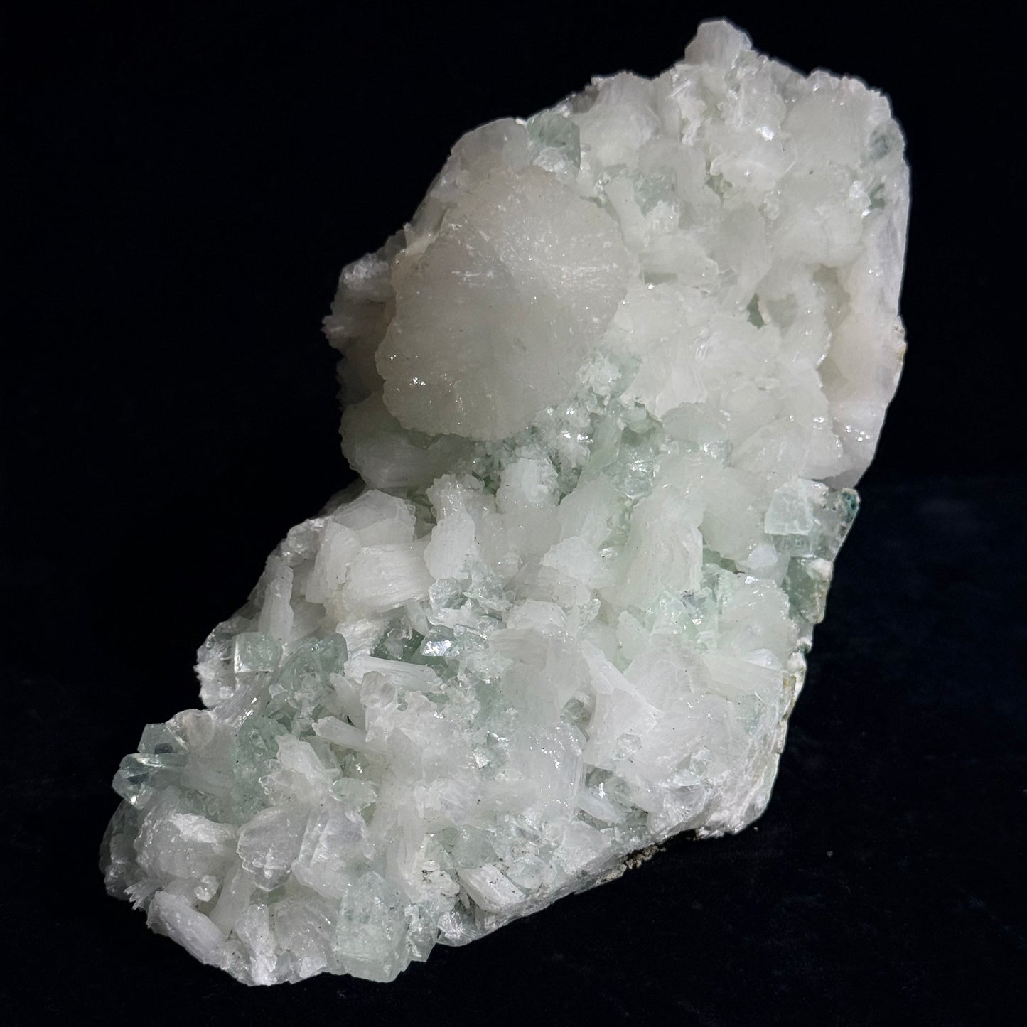 綠底魚眼石大擺件