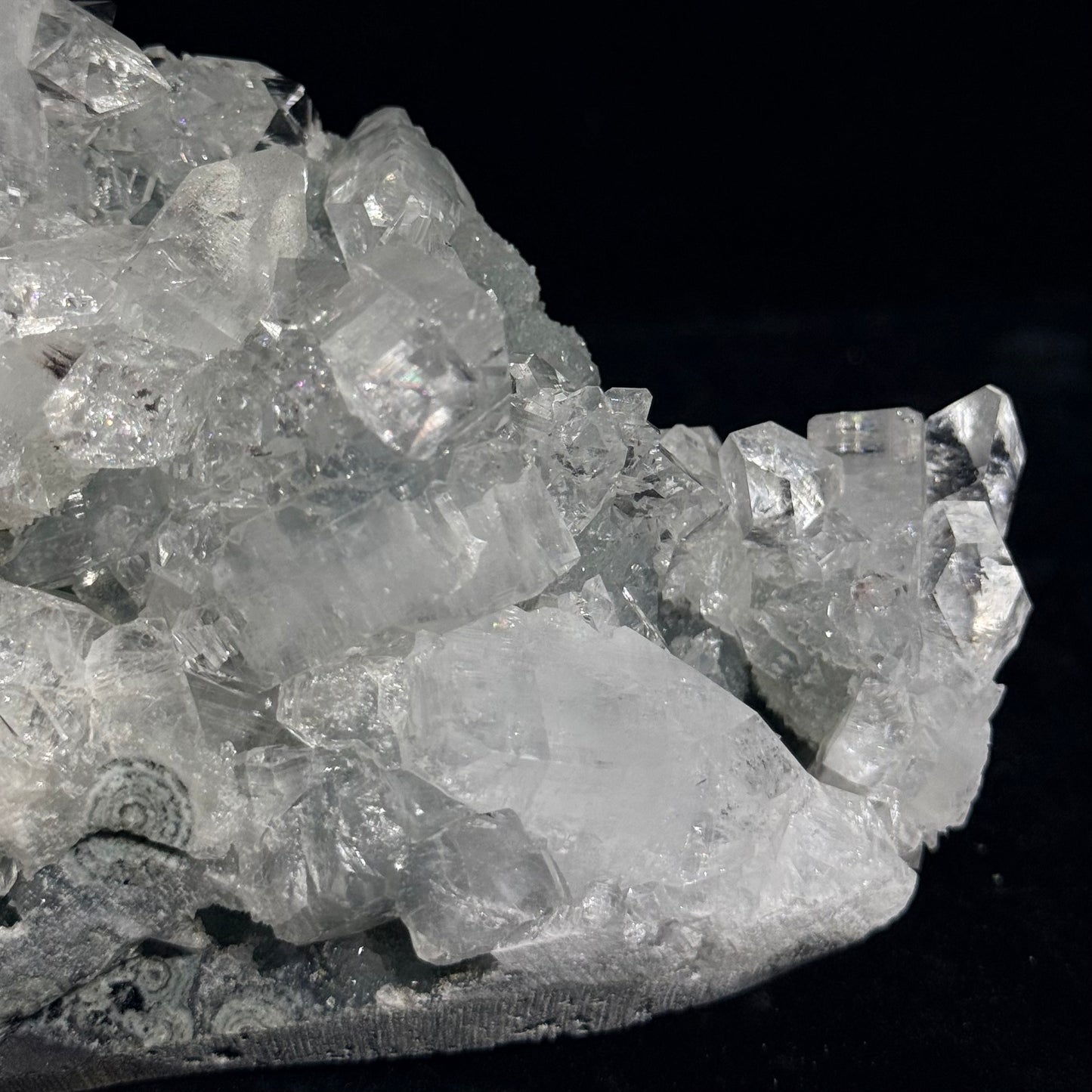 藍底鑽石魚眼石