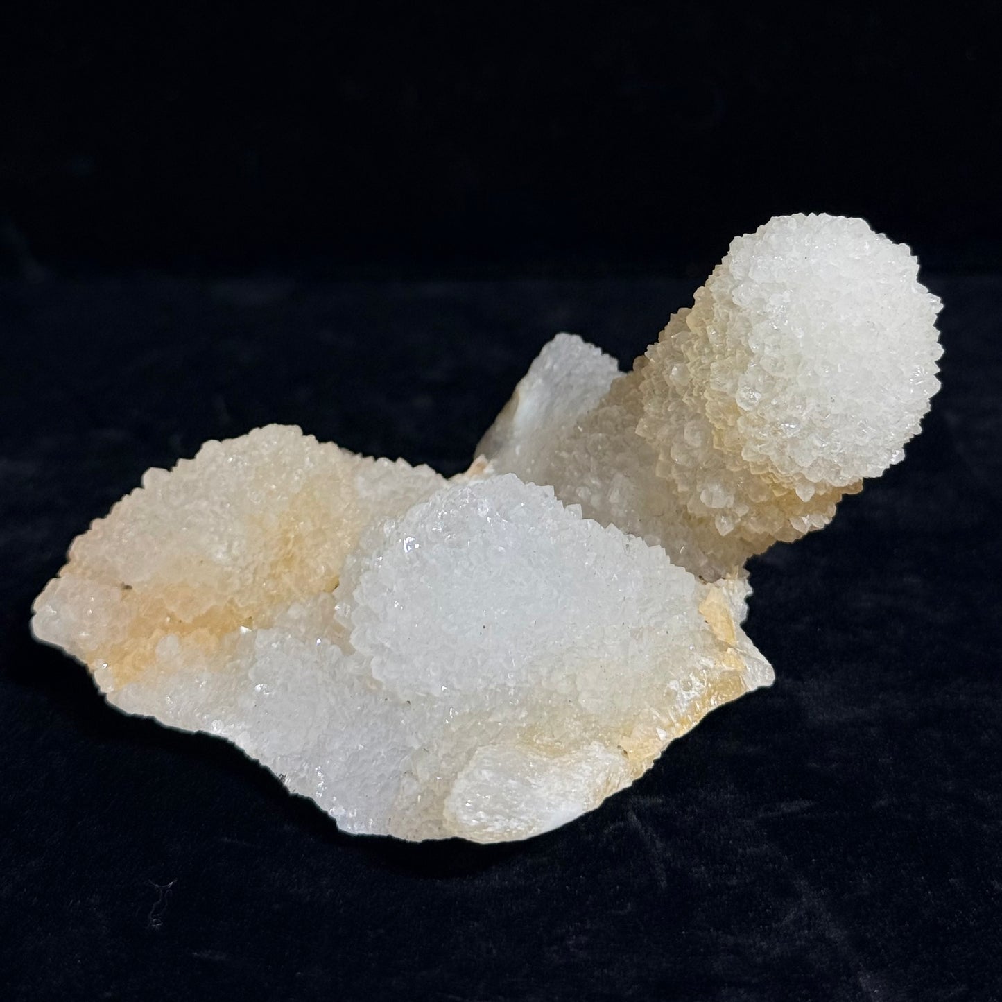 砂糖魚眼石塔形晶簇