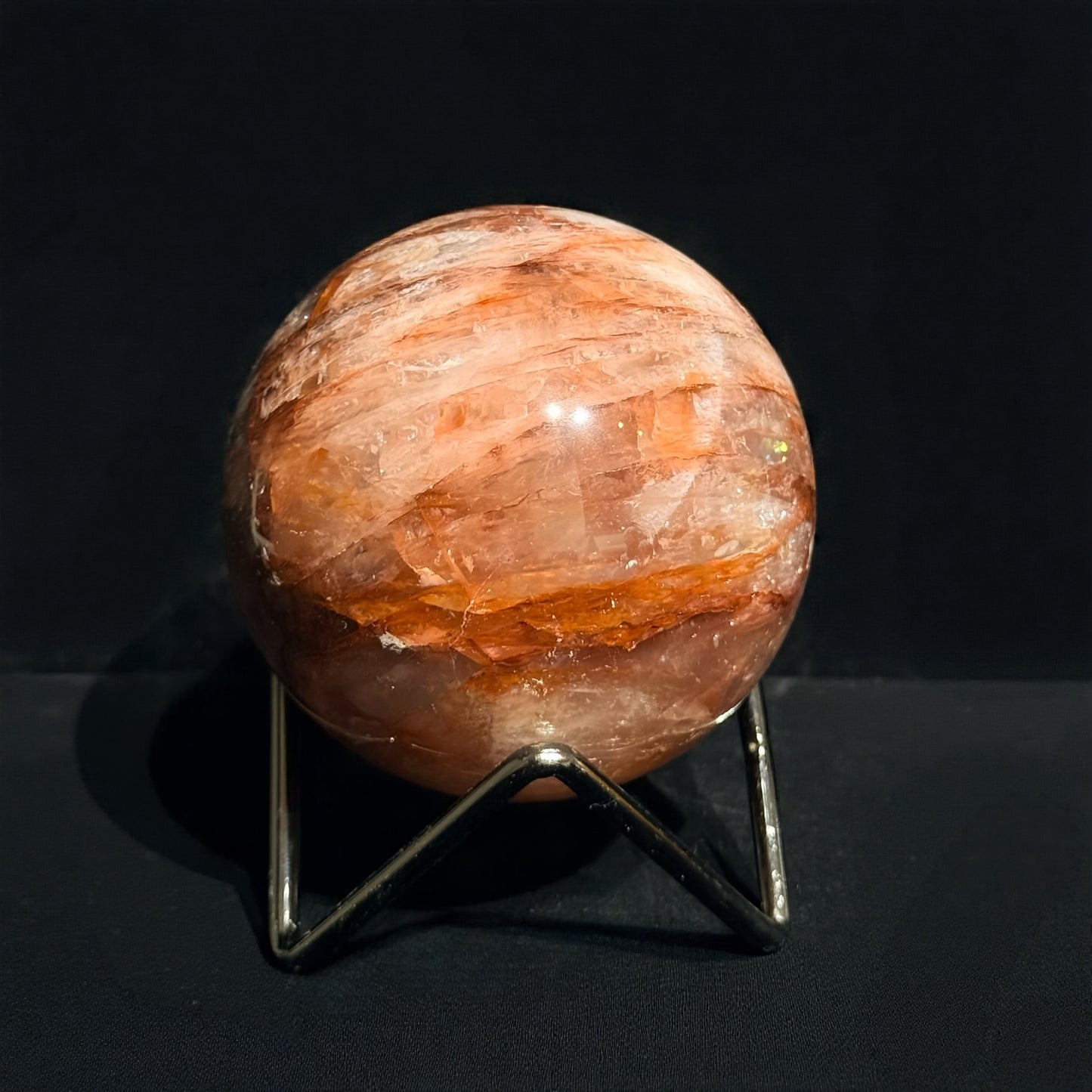 紅膠花水晶球｜天然水晶球｜Red Hematoid Quartz Sphere｜活力自信・招財開運・穩定情緒與人緣魅力