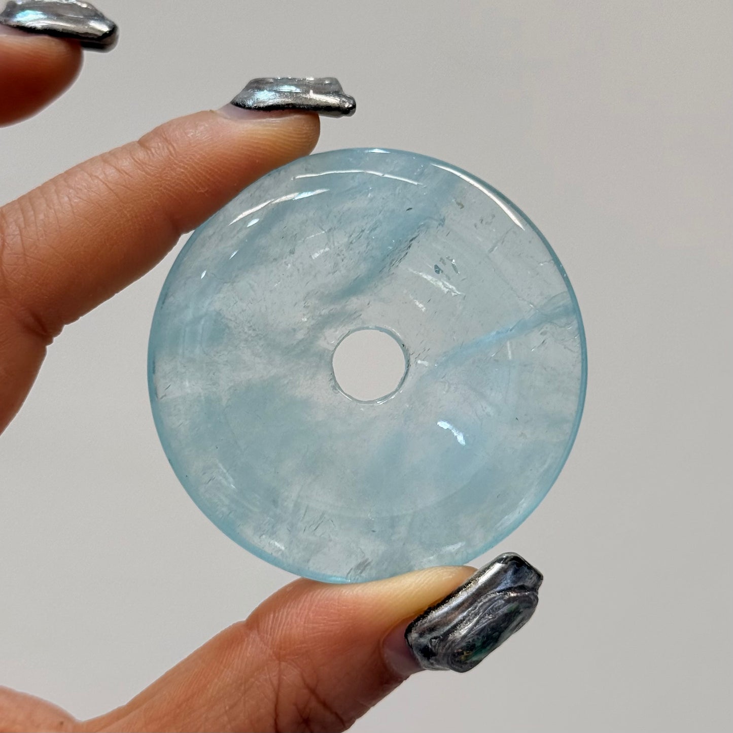 海藍寶平安扣（5cm）｜天然水晶飾品｜Aquamarine Donut Pendant｜溝通表達・自信提升・人際和諧