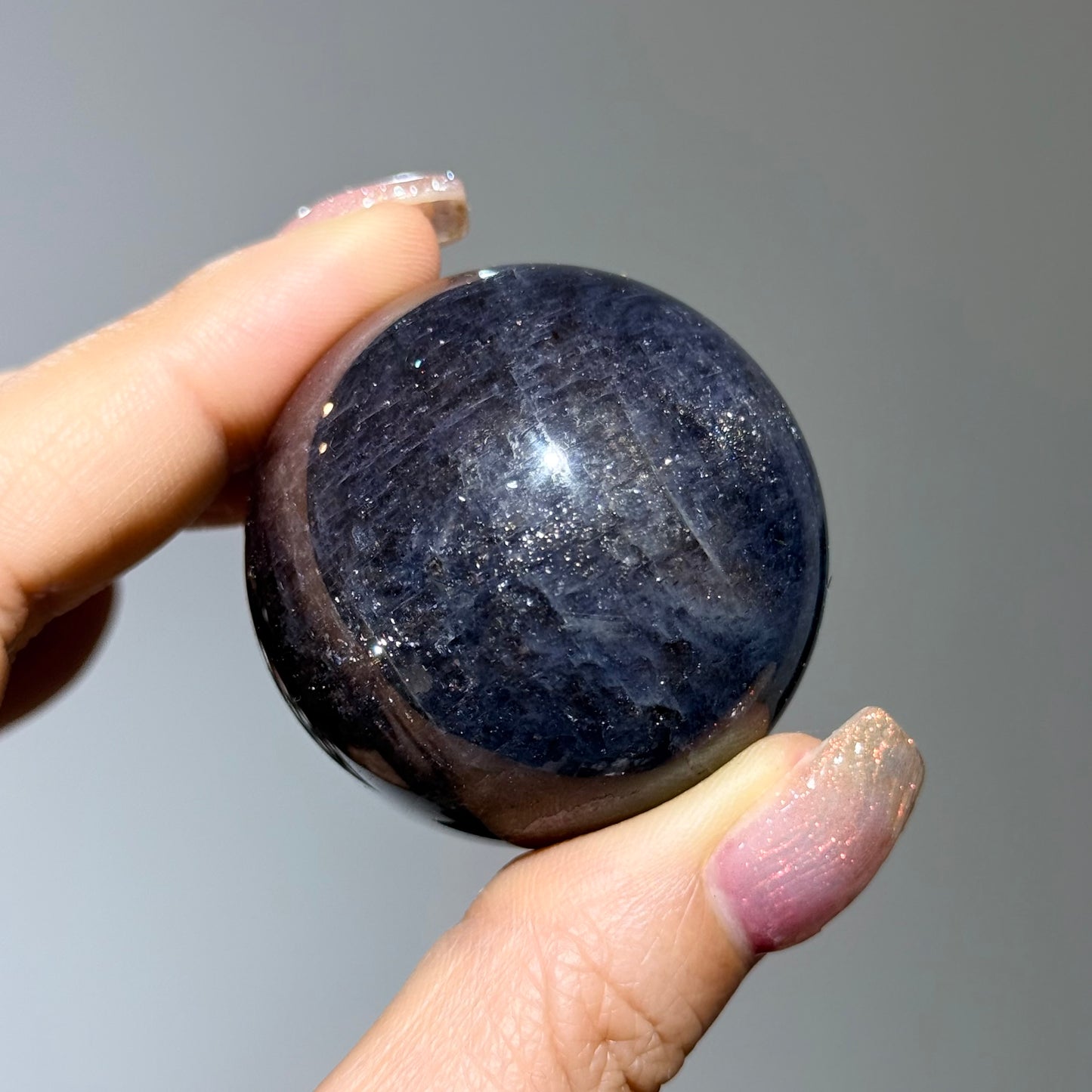 堇青石球｜天然水晶球｜ Iolite Sphere｜專注提升・自律強化・情緒穩定