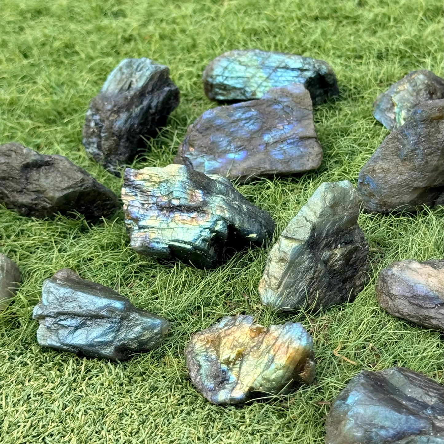 Labradorite raw stone