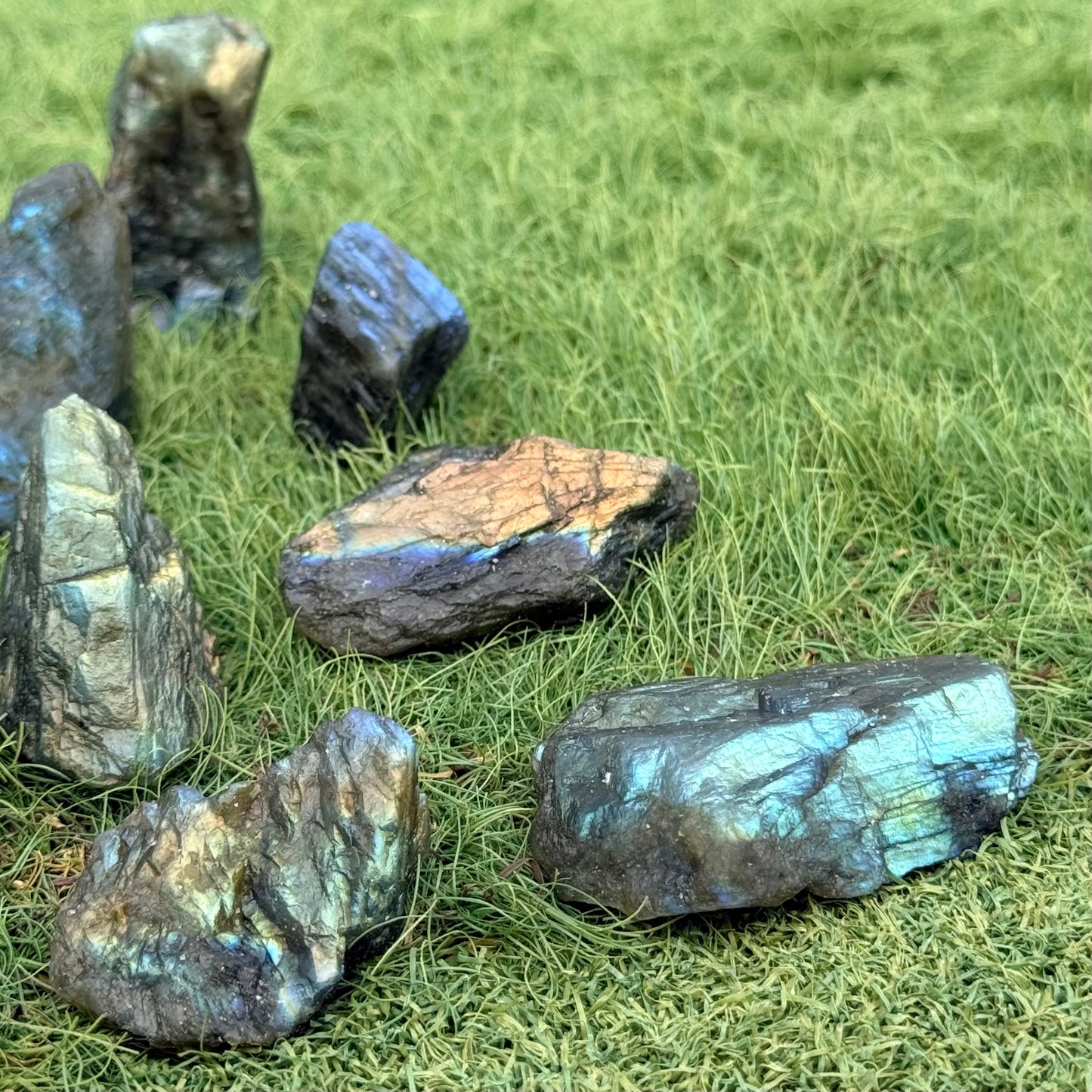Labradorite raw stone