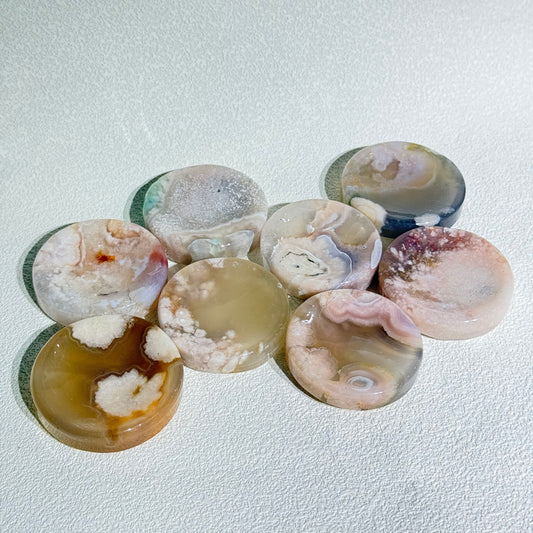 櫻花瑪瑙小碟｜天然水晶碟盤｜Cherry Blossom Agate Dish｜自我療癒・招人緣姻緣・提升氣色與好心情