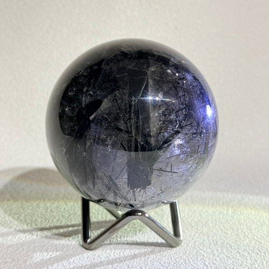 黑髮球｜天然水晶球｜Black Rutilated Quartz Sphere｜避邪擋煞・防小人・提升專注與領袖氣場