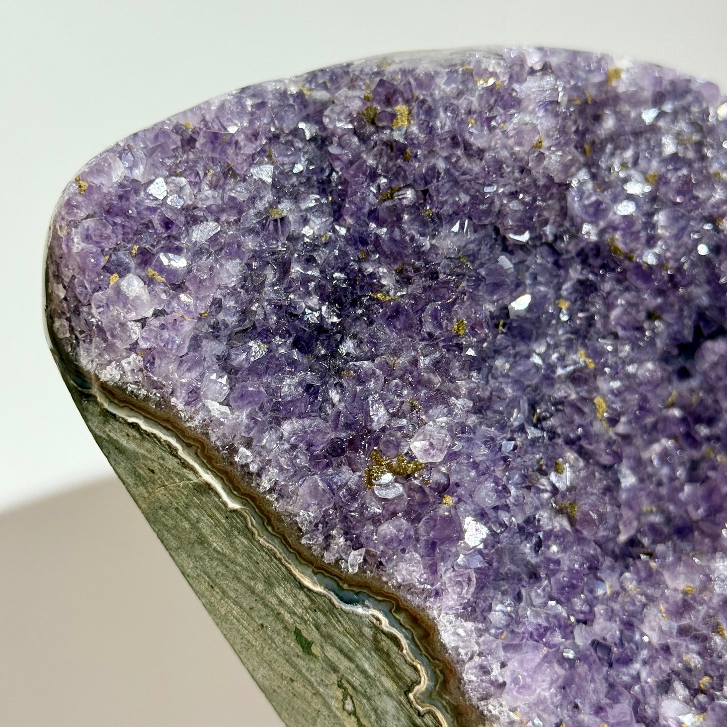 倒三角形紫晶陣｜天然紫水晶陣擺件｜Inverted Triangle Amethyst Cluster｜鎮宅聚財・提升直覺・增強行動力